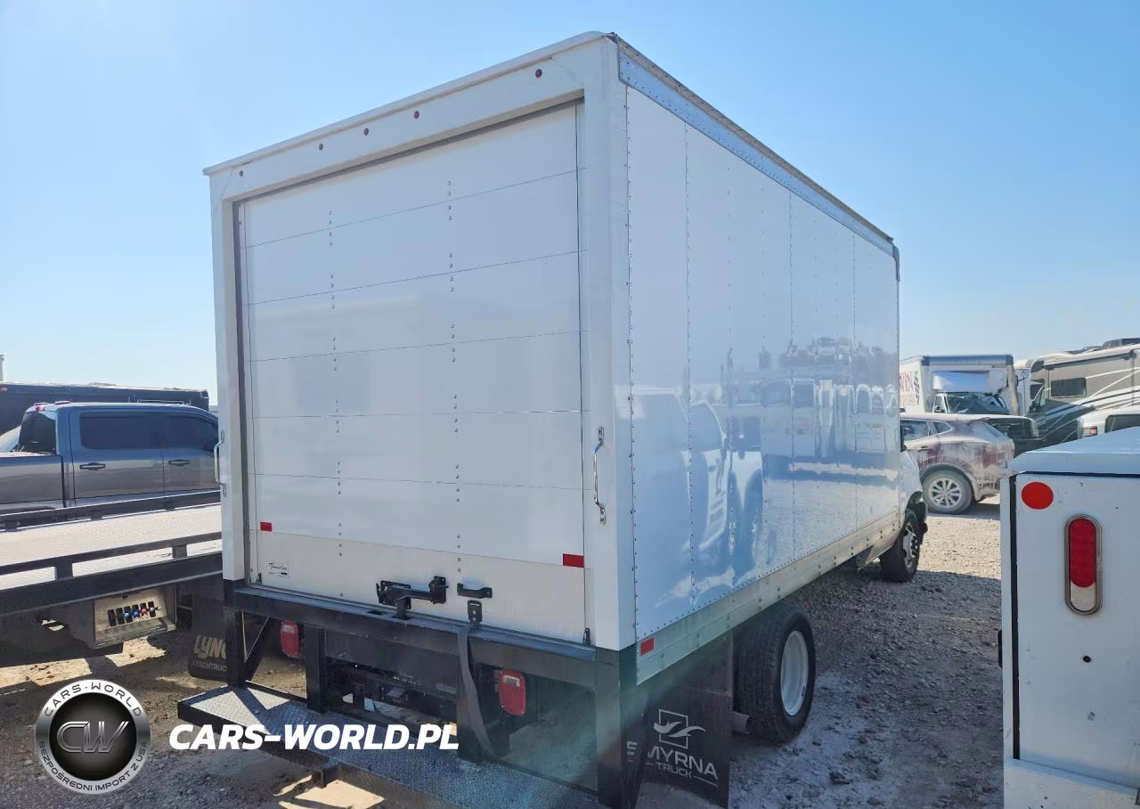 2025 Ford Econoline E350 Super Duty Cutaway Van VIN:1FDWE3FNXSDD31515 - 3
