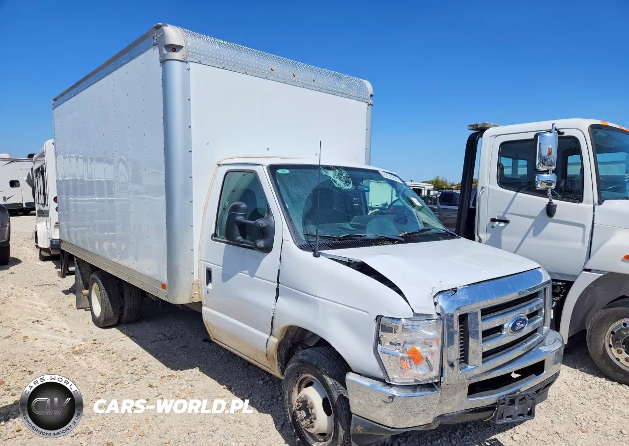 2025 Ford Econoline E350 Super Duty Cutaway Van VIN:1FDWE3FNXSDD31515 - 4