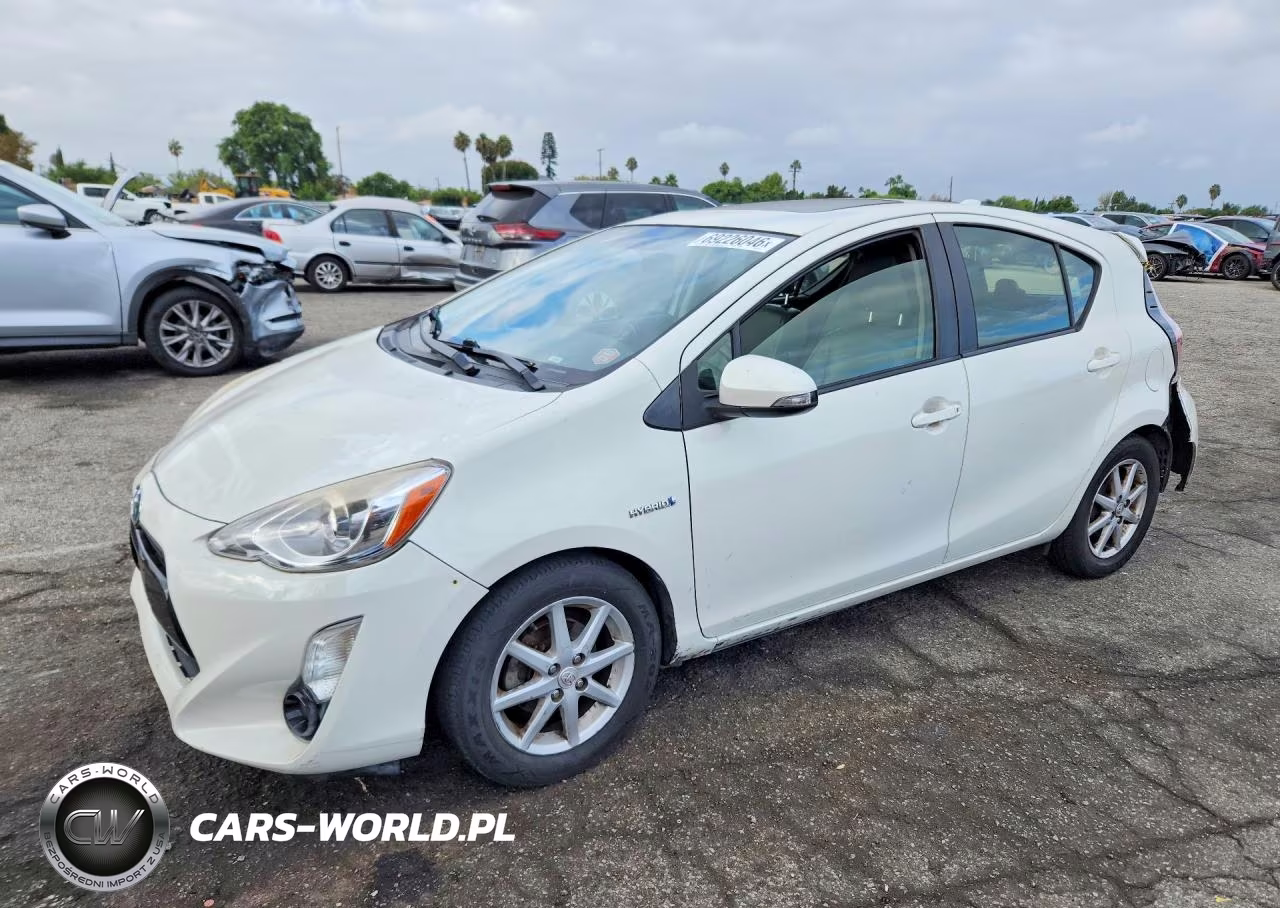 2015 Toyota Prius C Four