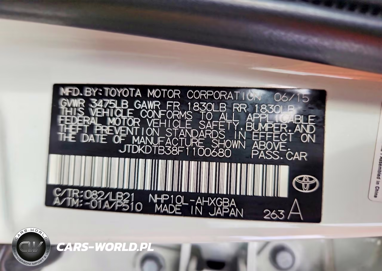 2015 Toyota Prius C Four VIN:JTDKDTB38F1100680 - 13