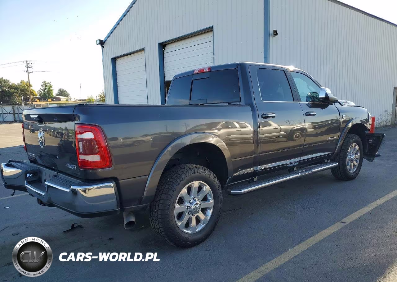 2021 Ram 2500 Laramie VIN:3C6UR5FL2MG591107 - 3