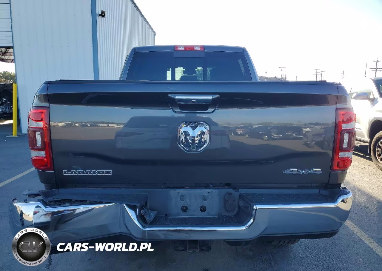 2021 Ram 2500 Laramie VIN:3C6UR5FL2MG591107 - 6
