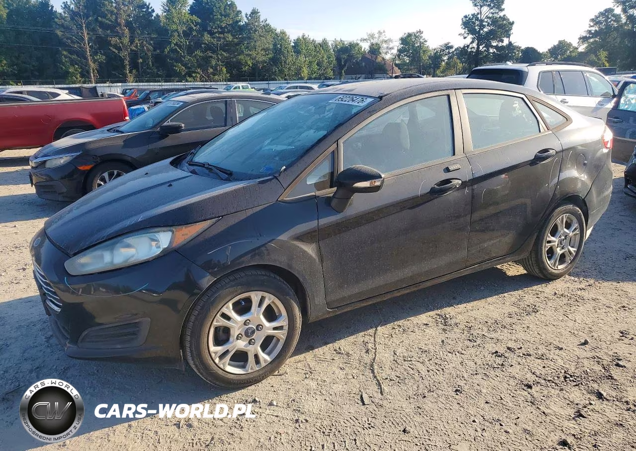 2015 Ford Fiesta Se – zdjęcie 1 z 12