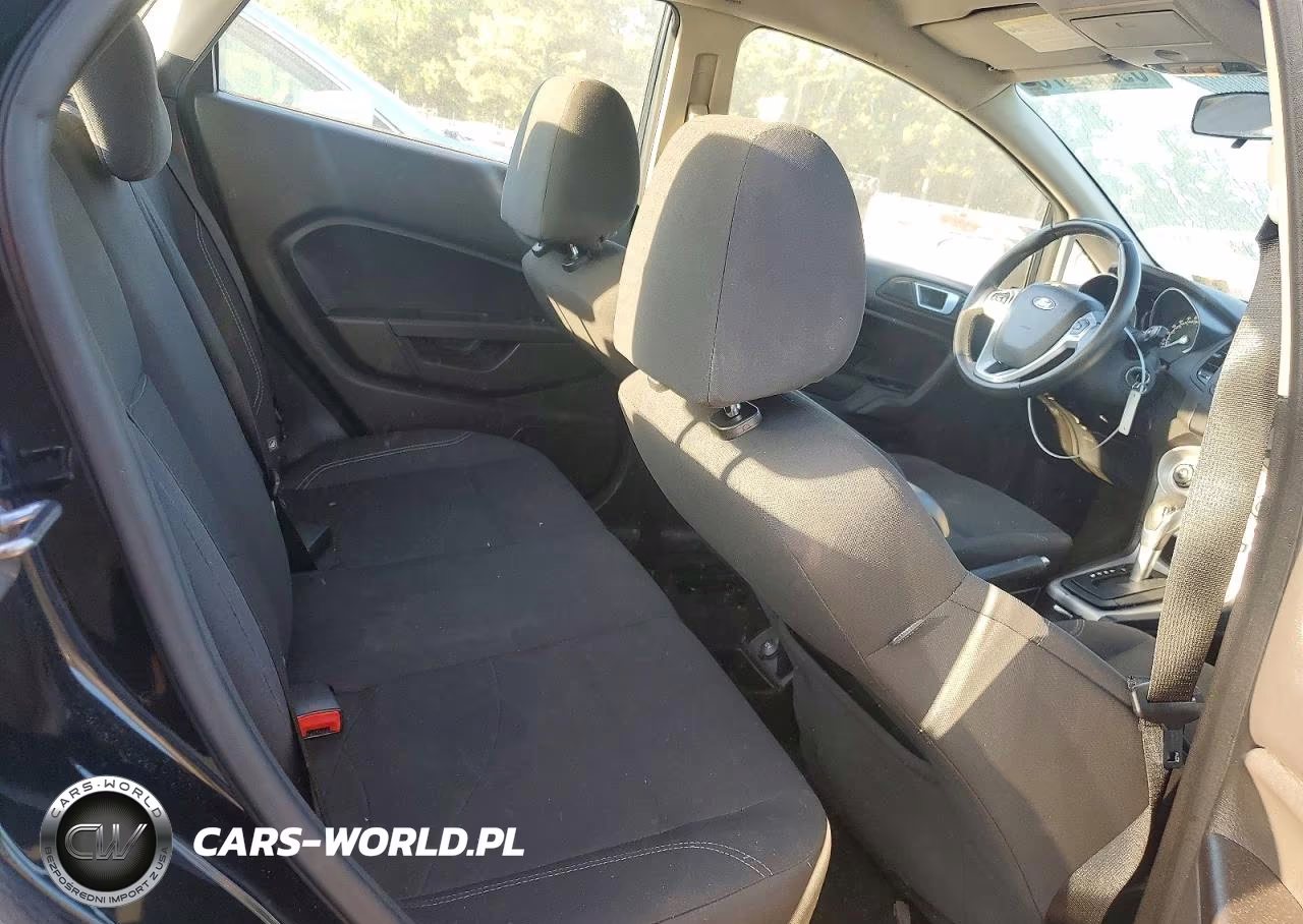 2015 Ford Fiesta Se VIN:3FADP4BJ3FM178393 - 10