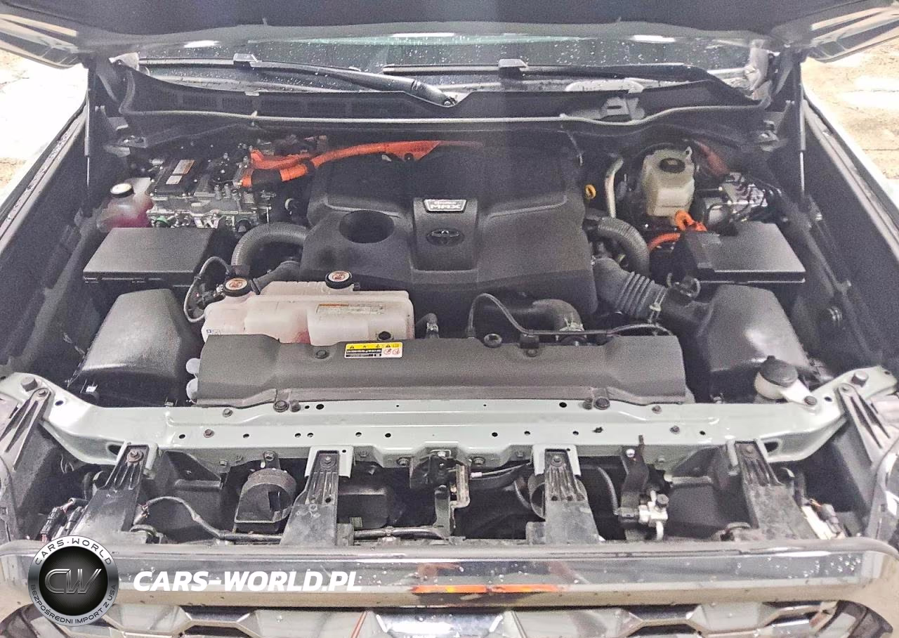2025 Toyota Tundra Platinum Hv VIN:5TFNC5DB9SX110786 - 11