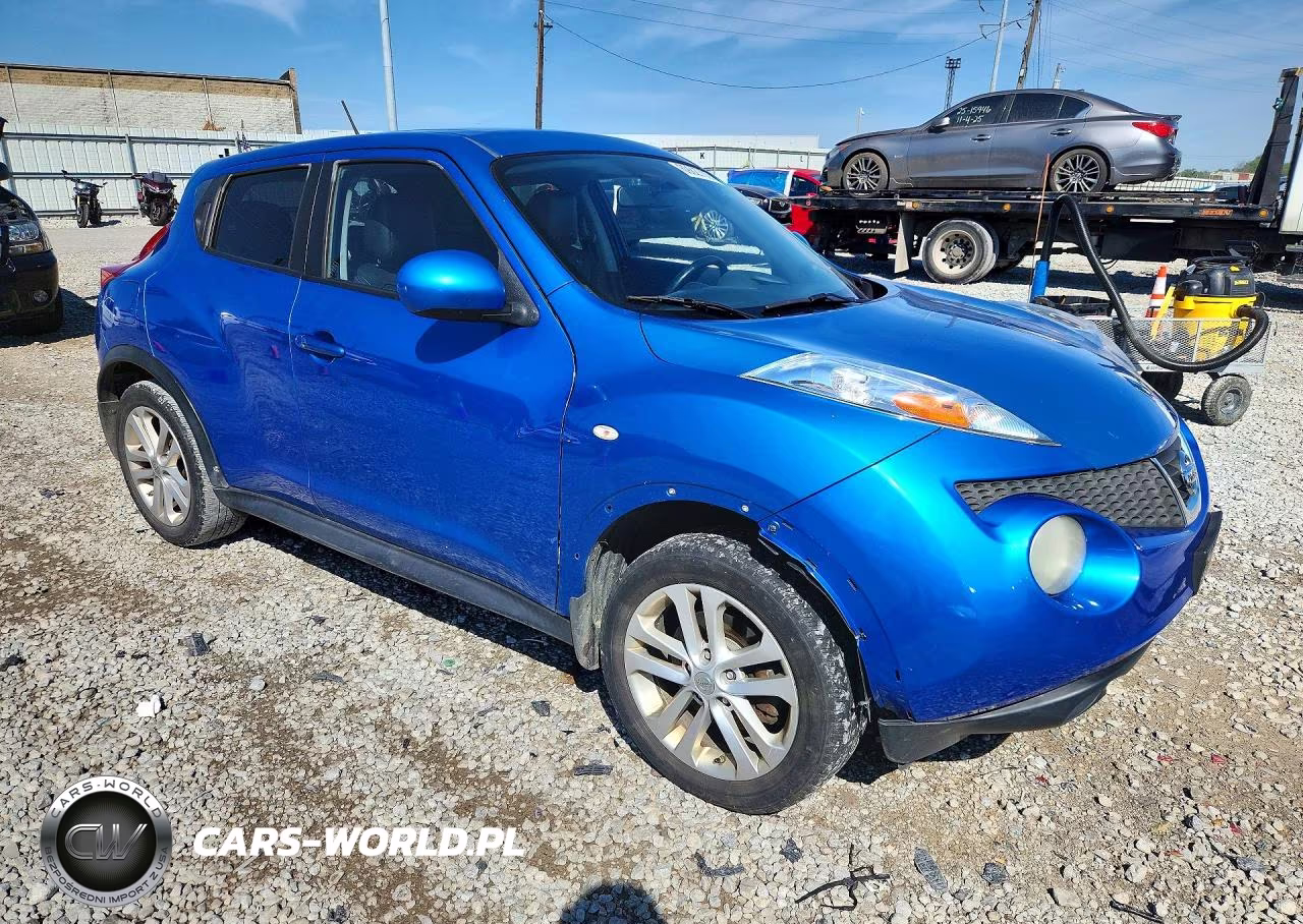2011 Nissan Juke S VIN:JN8AF5MVXBT010319 - 4