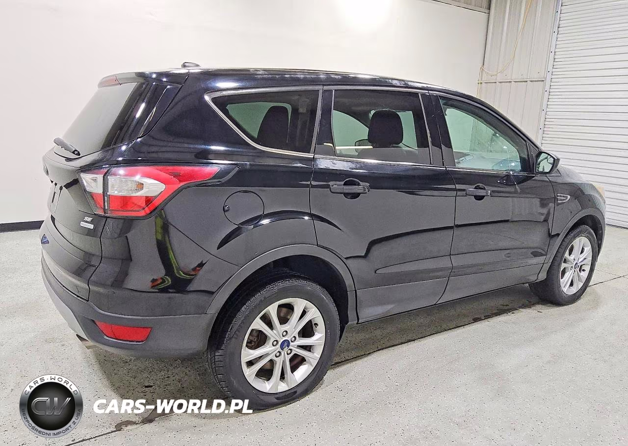 2017 Ford Escape Se VIN:1FMCU0G96HUC96566 - 3