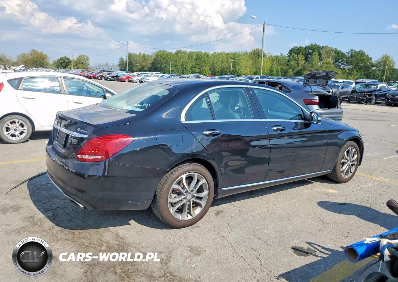 2015 Mercedes-Benz C 300 4Matic VIN:55SWF4KB0FU090788 - 3