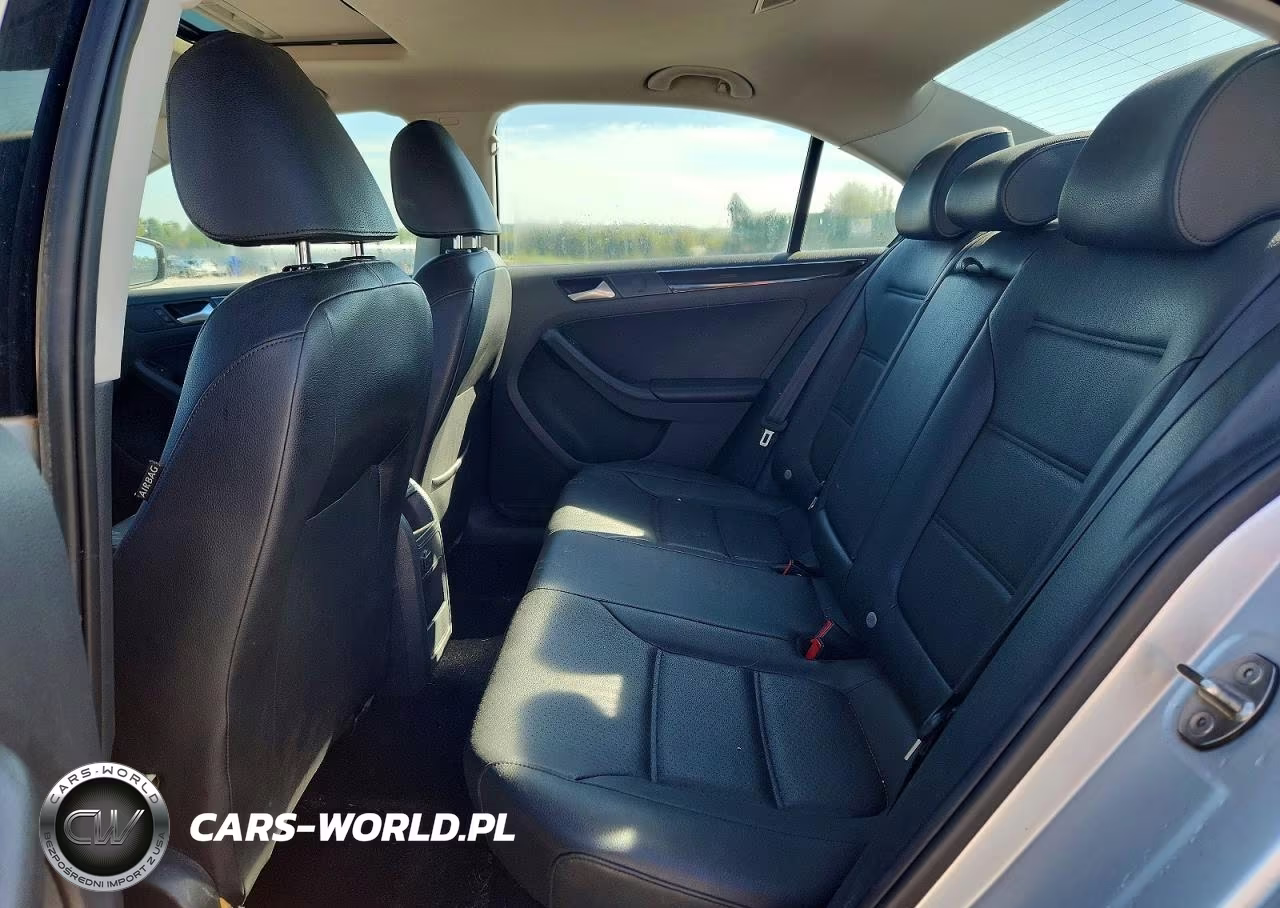 2016 Volkswagen Jetta Sel VIN:3VWL07AJXGM327703 - 10