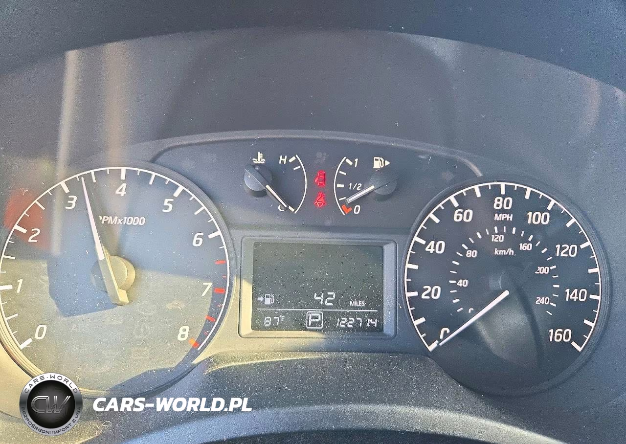 2014 Nissan Sentra S VIN:3N1AB7AP5EY228756 - 9