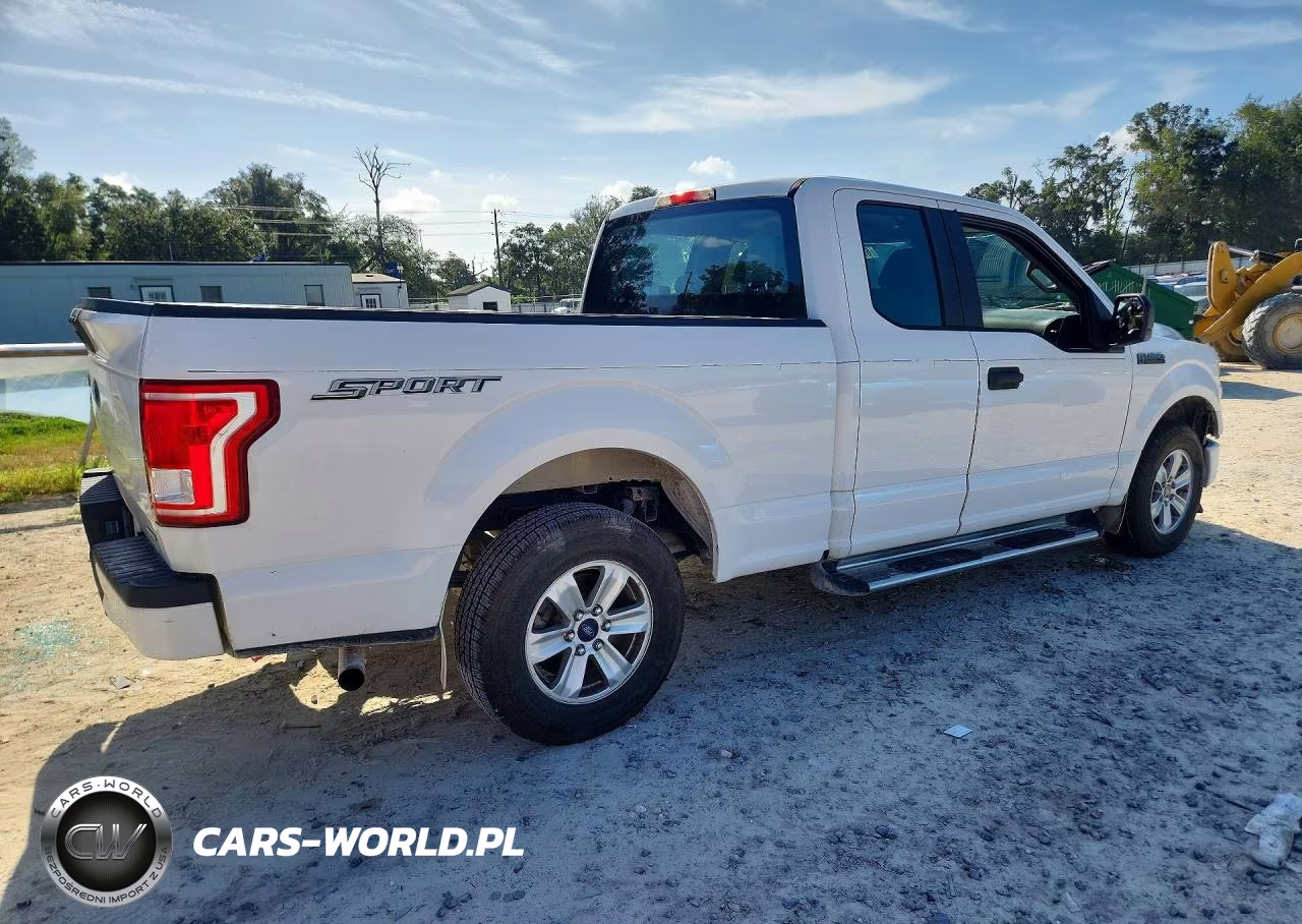 2015 Ford F150 Super Cab VIN:1FTEX1C84FKD24560 - 3
