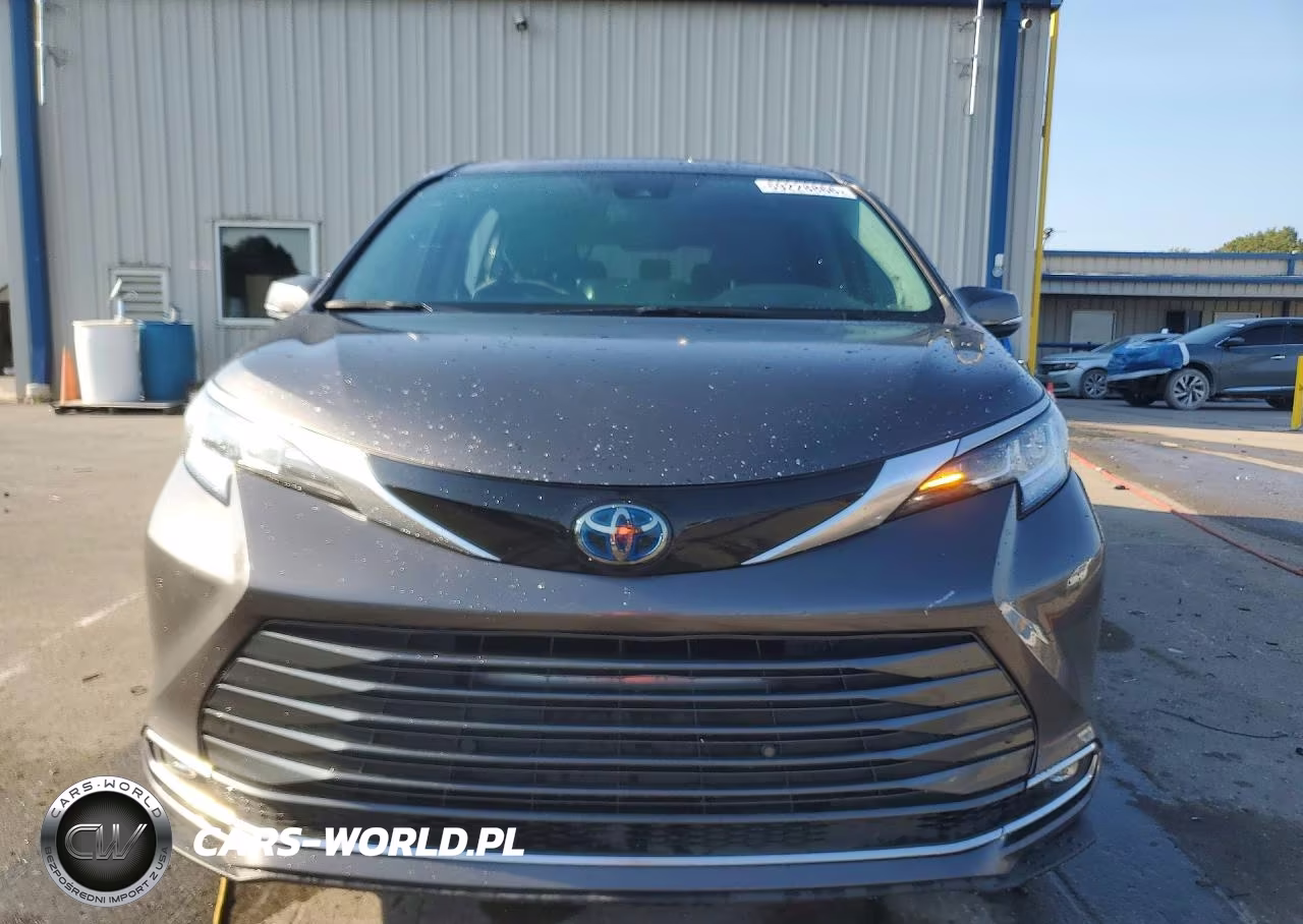 2022 Toyota Sienna Limited 7-Passenger VIN:5TDZRKEC0NS110935 - 5