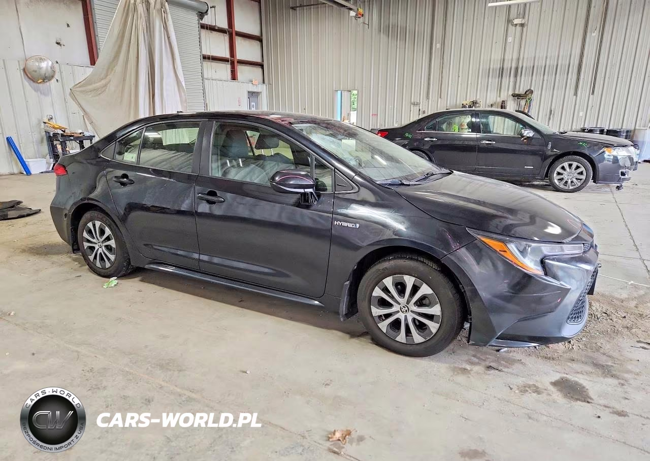 2020 Toyota Corolla Le VIN:JTDEBRBE0LJ015772 - 4