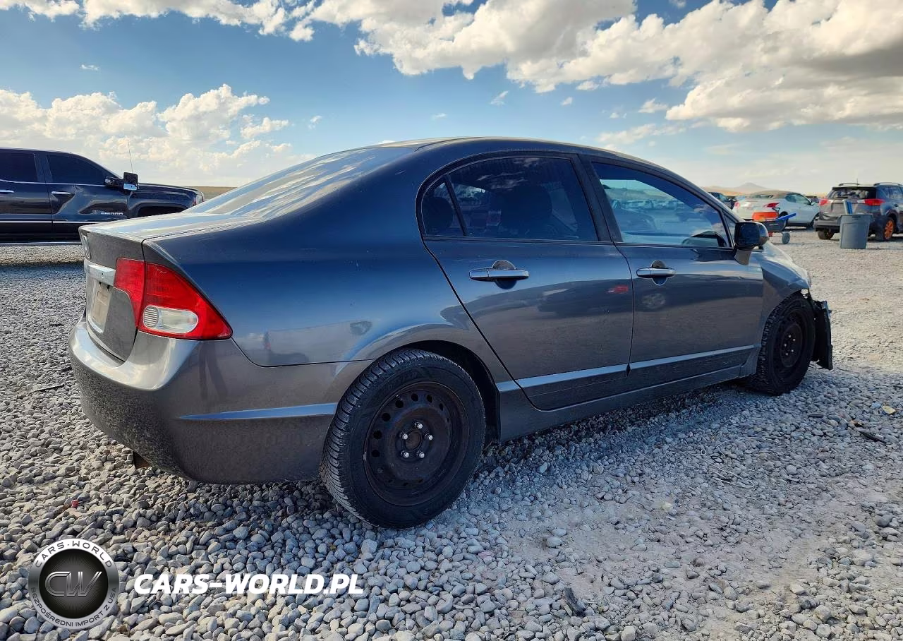 2010 Honda Civic Lx VIN:2HGFA1F53AH569083 - 3