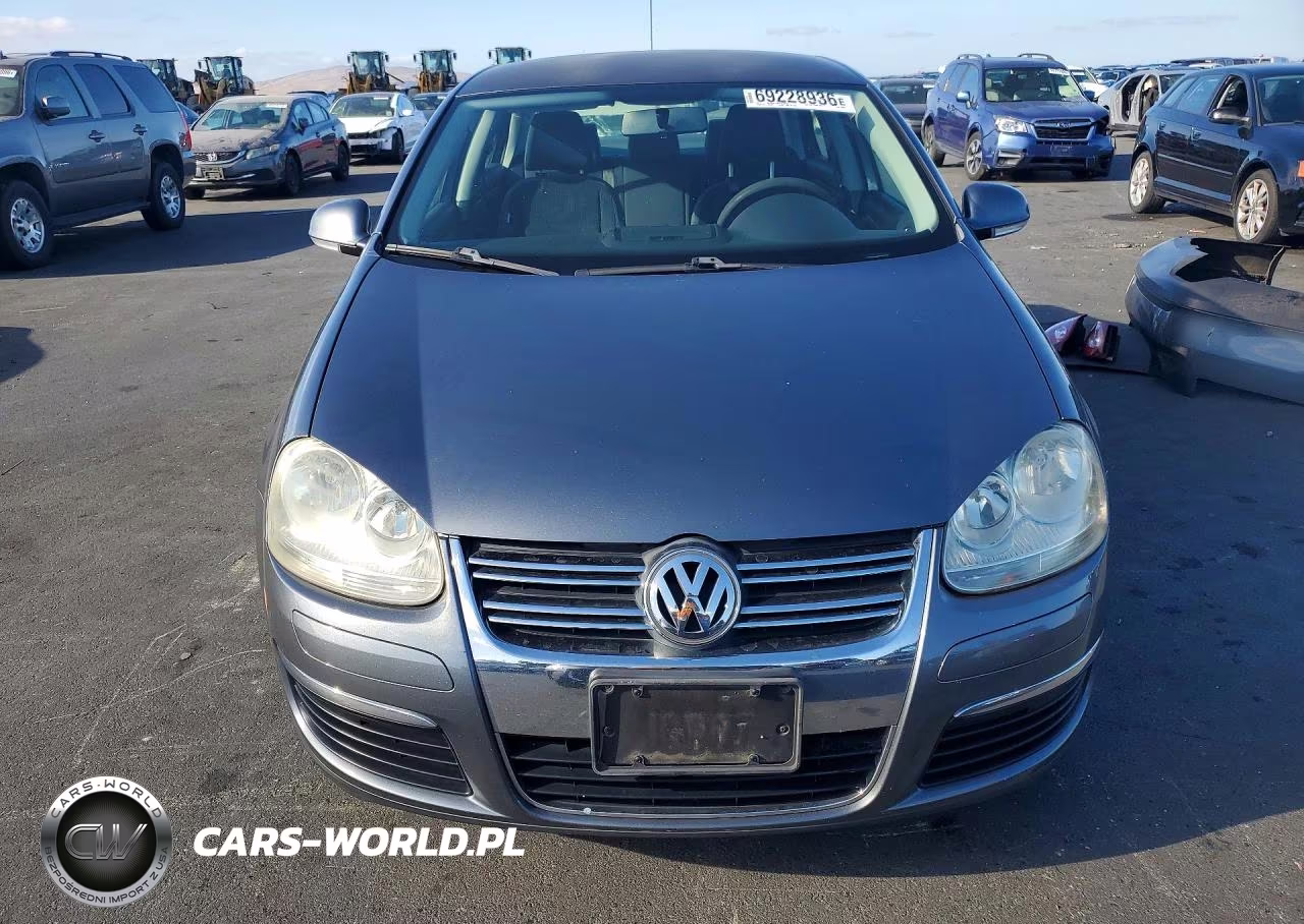 2009 Volkswagen Jetta S VIN:3VWJZ71K29M154526 - 5