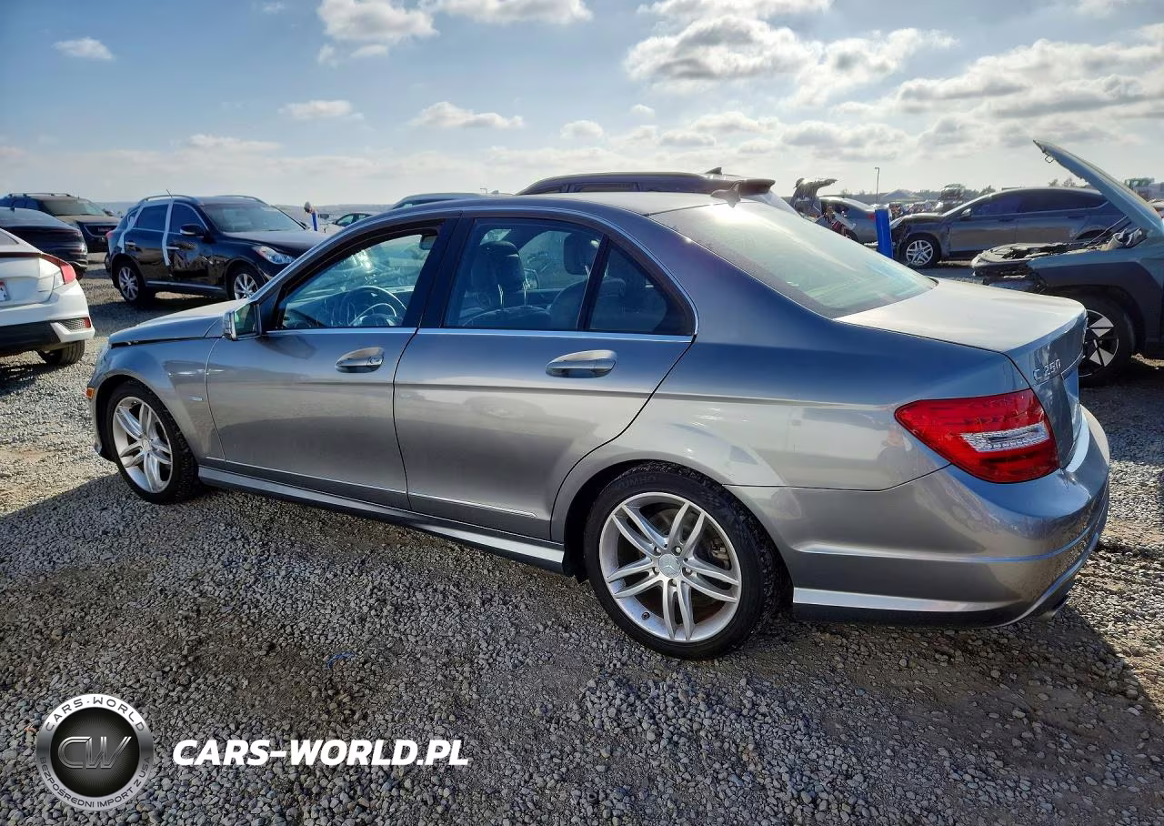 2012 Mercedes-Benz C 250 VIN:WDDGF4HB6CR214118 - 2