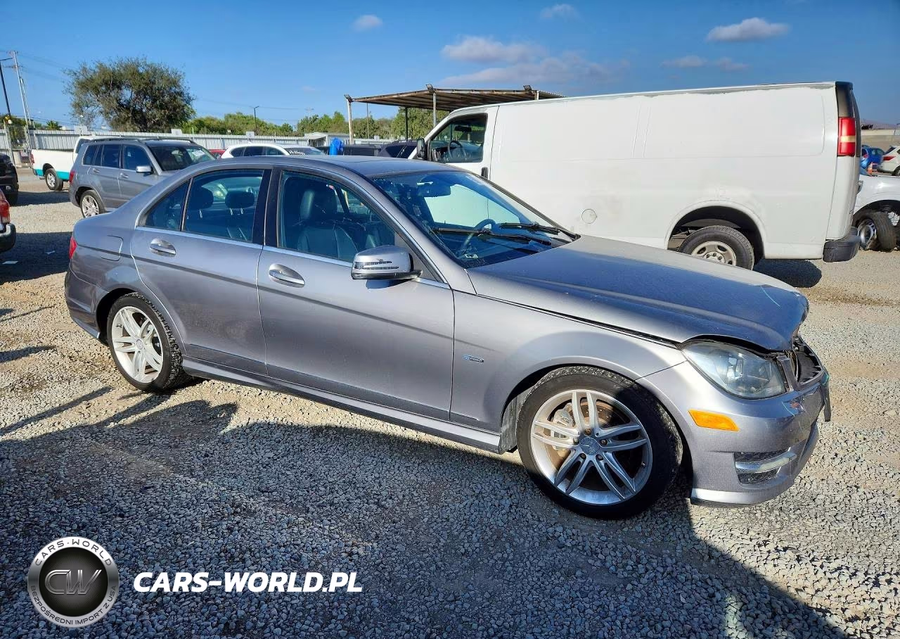 2012 Mercedes-Benz C 250 VIN:WDDGF4HB6CR214118 - 4