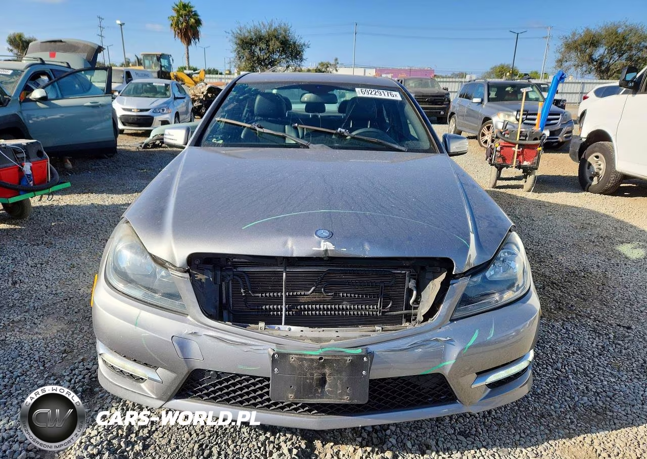 2012 Mercedes-Benz C 250 VIN:WDDGF4HB6CR214118 - 5