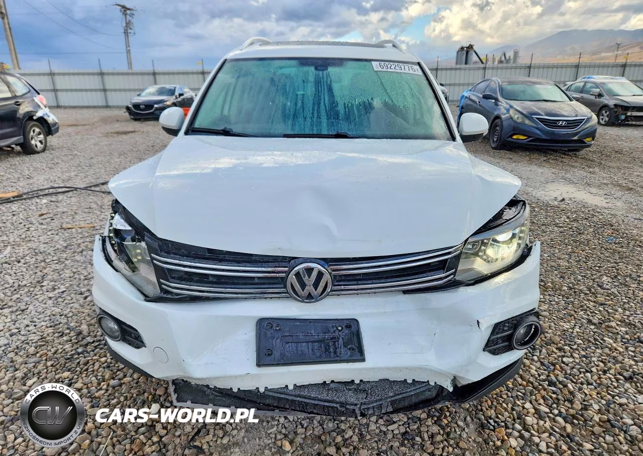 2016 Volkswagen Tiguan S VIN:WVGBV7AX3GW585657 - 5