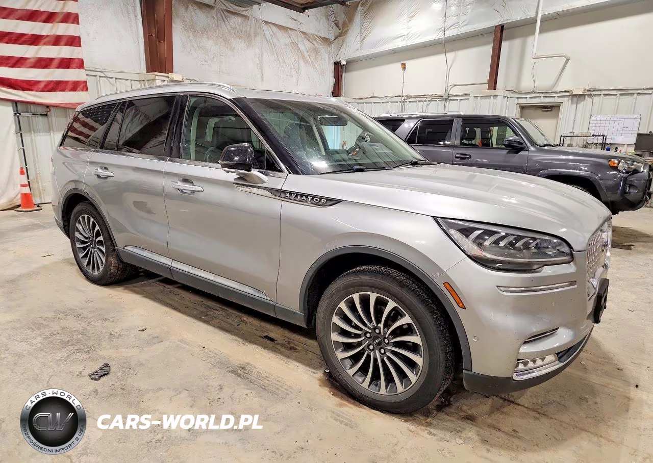 2021 Lincoln Aviator Reserve VIN:5LM5J7XC8MGL03626 - 4