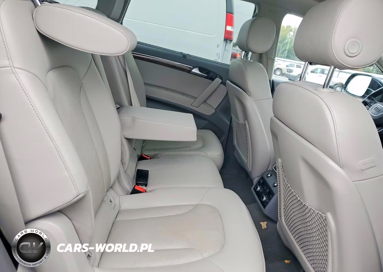 2015 Audi Q7 Prestige VIN:WA1DGAFE6FD007245 - 11