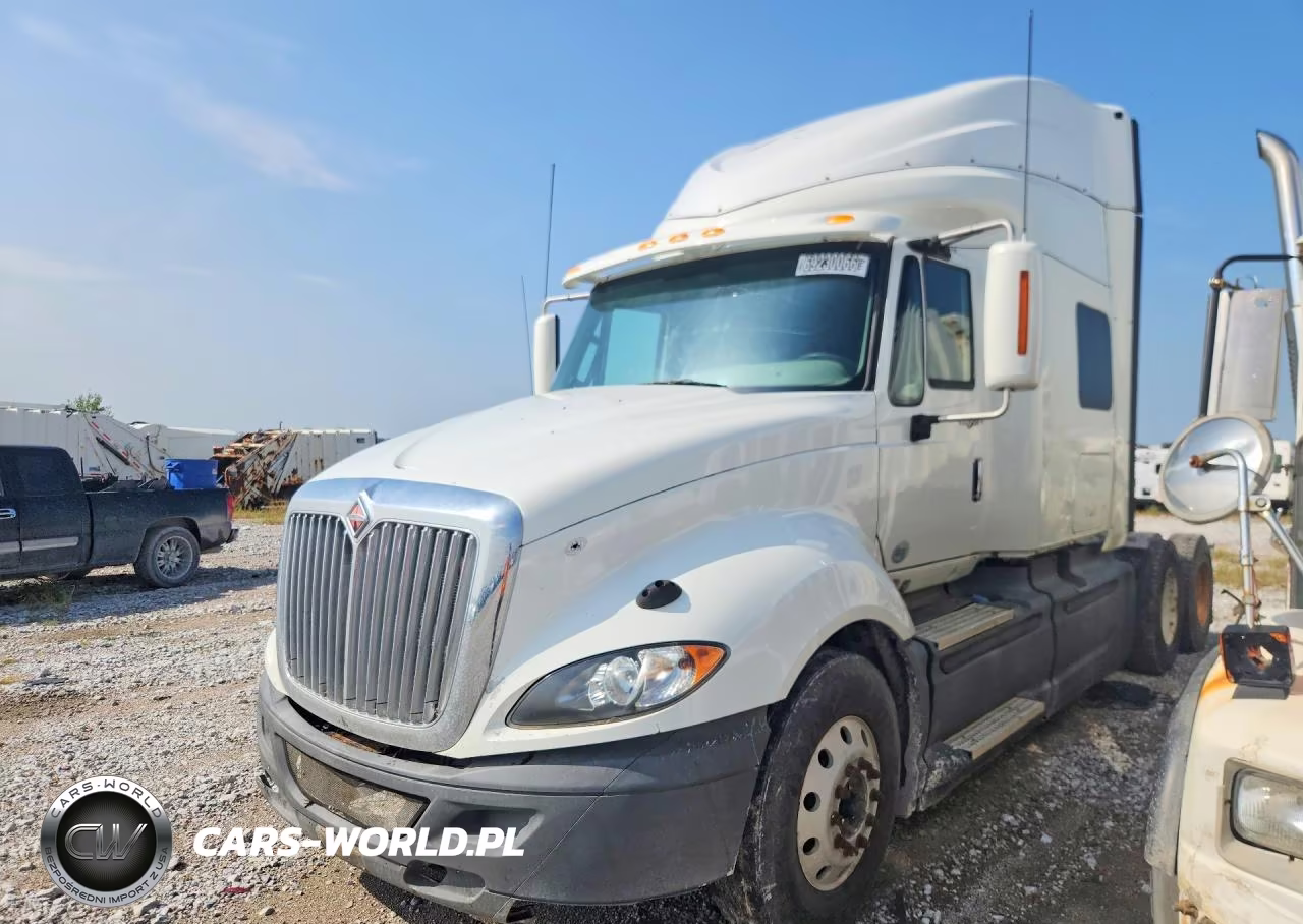 2014 International Prostar Semi Truck