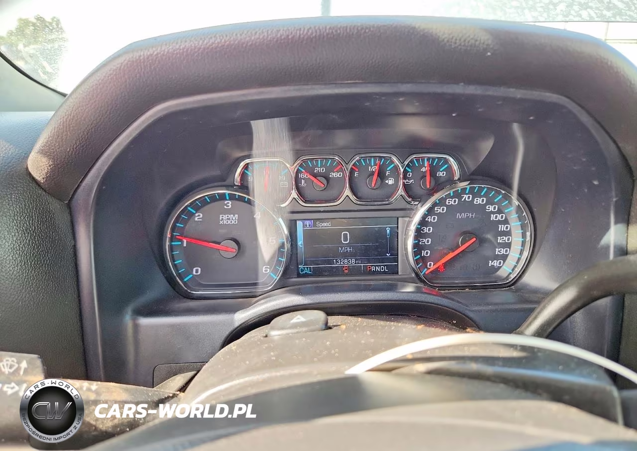 2018 Chevrolet Silverado C1500 Lt VIN:2GCRCRECXJ1100957 - 9