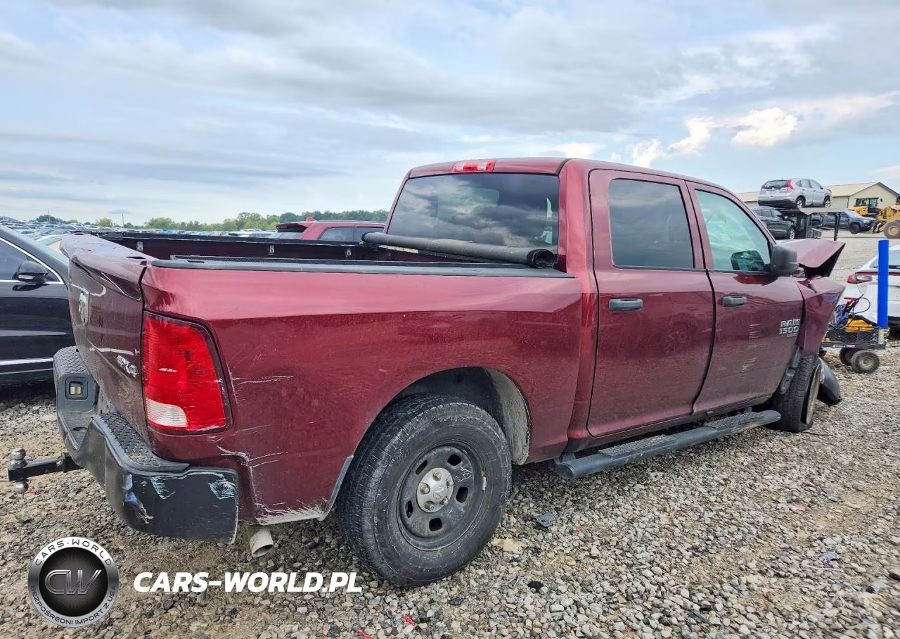 2021 Ram 1500 Classic Tradesman VIN:3C6RR7KG6MG575647 - 3