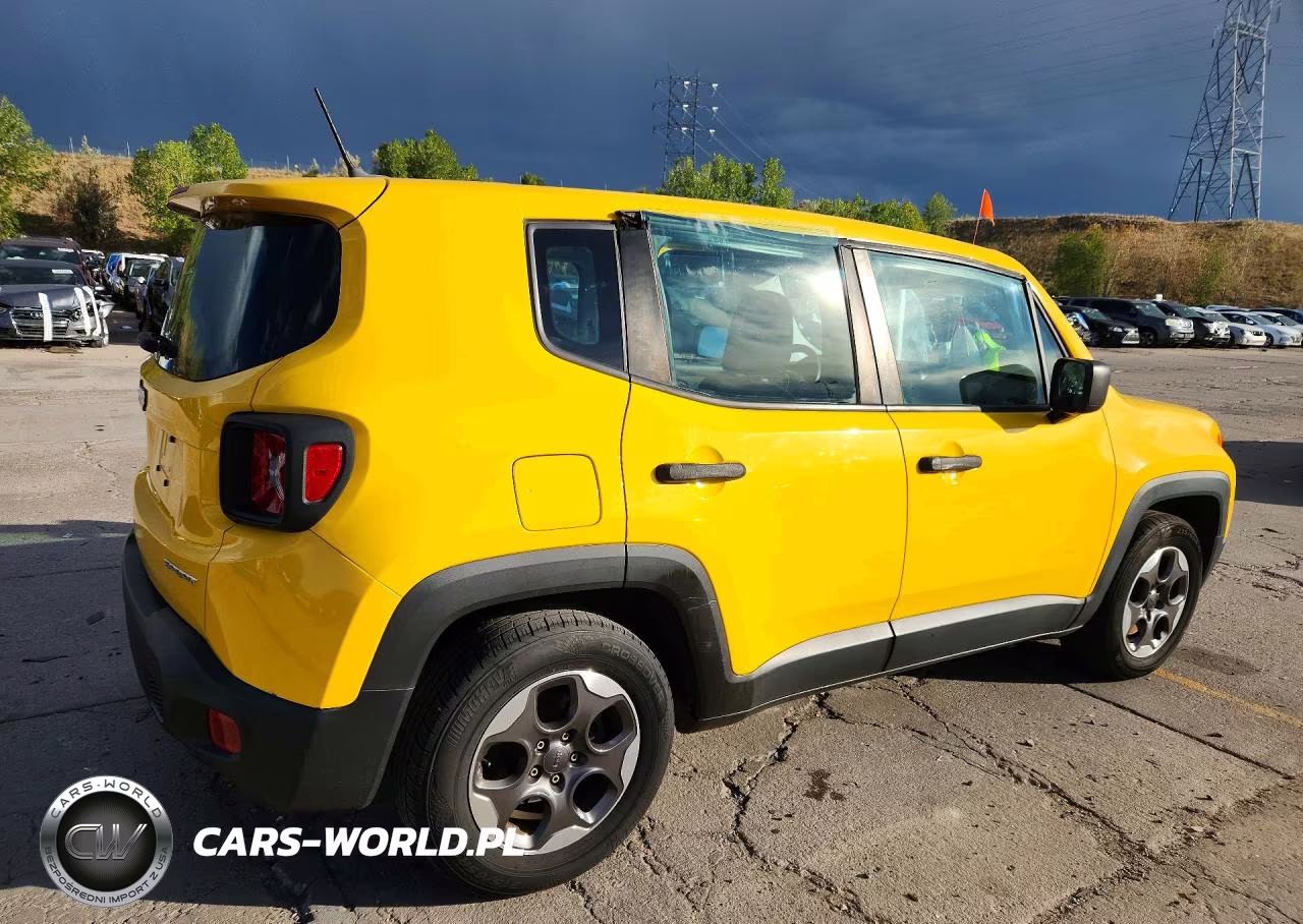 2015 Jeep Renegade Sport VIN:ZACCJAAH7FPC28603 - 3
