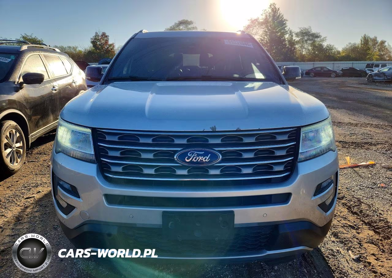 2017 Ford Explorer Xlt VIN:1FM5K8D85HGD50964 - 5