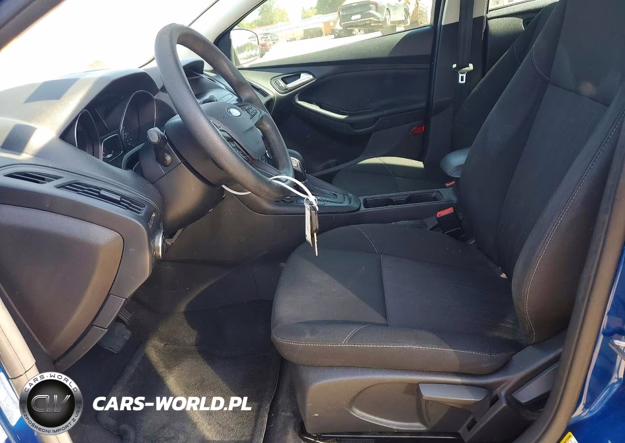 2018 Ford Focus Se VIN:1FADP3FE7JL255364 - 7