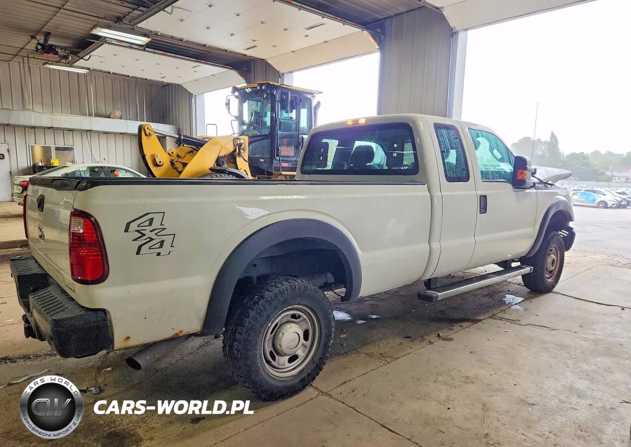 2015 Ford F250 Super Duty VIN:1FT7X2B6XFED57656 - 3