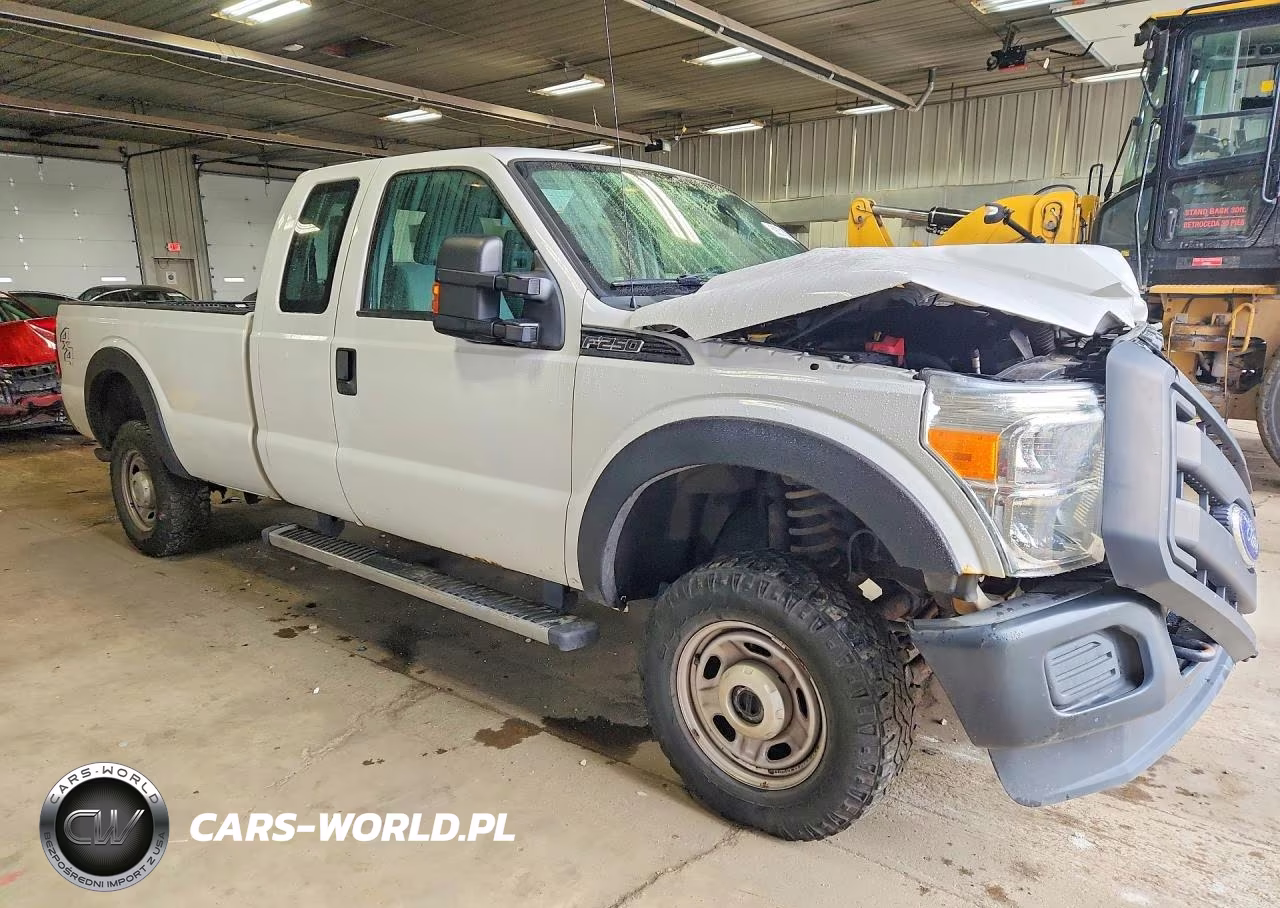 2015 Ford F250 Super Duty VIN:1FT7X2B6XFED57656 - 4