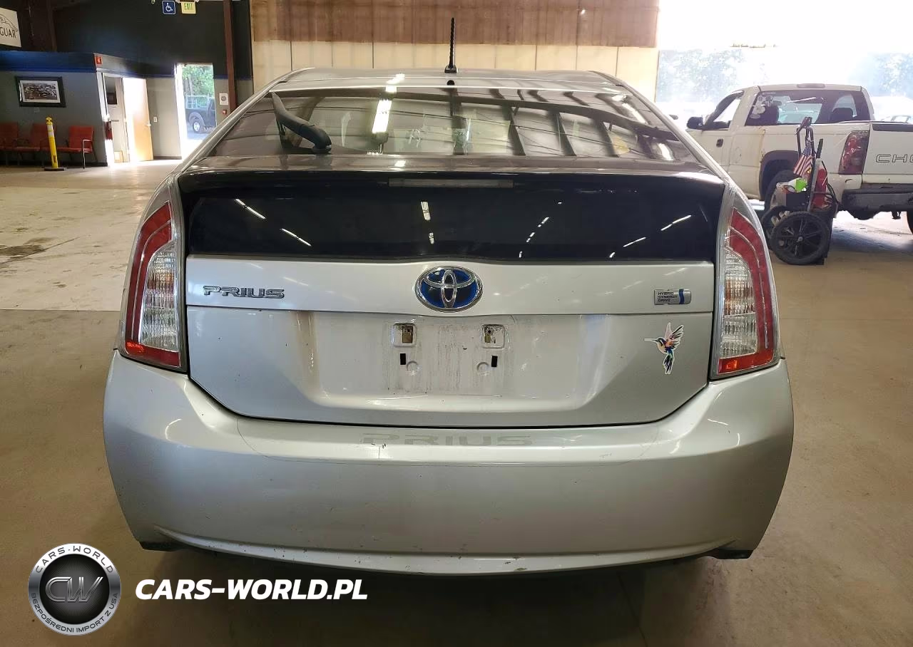2012 Toyota Prius Two VIN:JTDKN3DU1C5414288 - 6