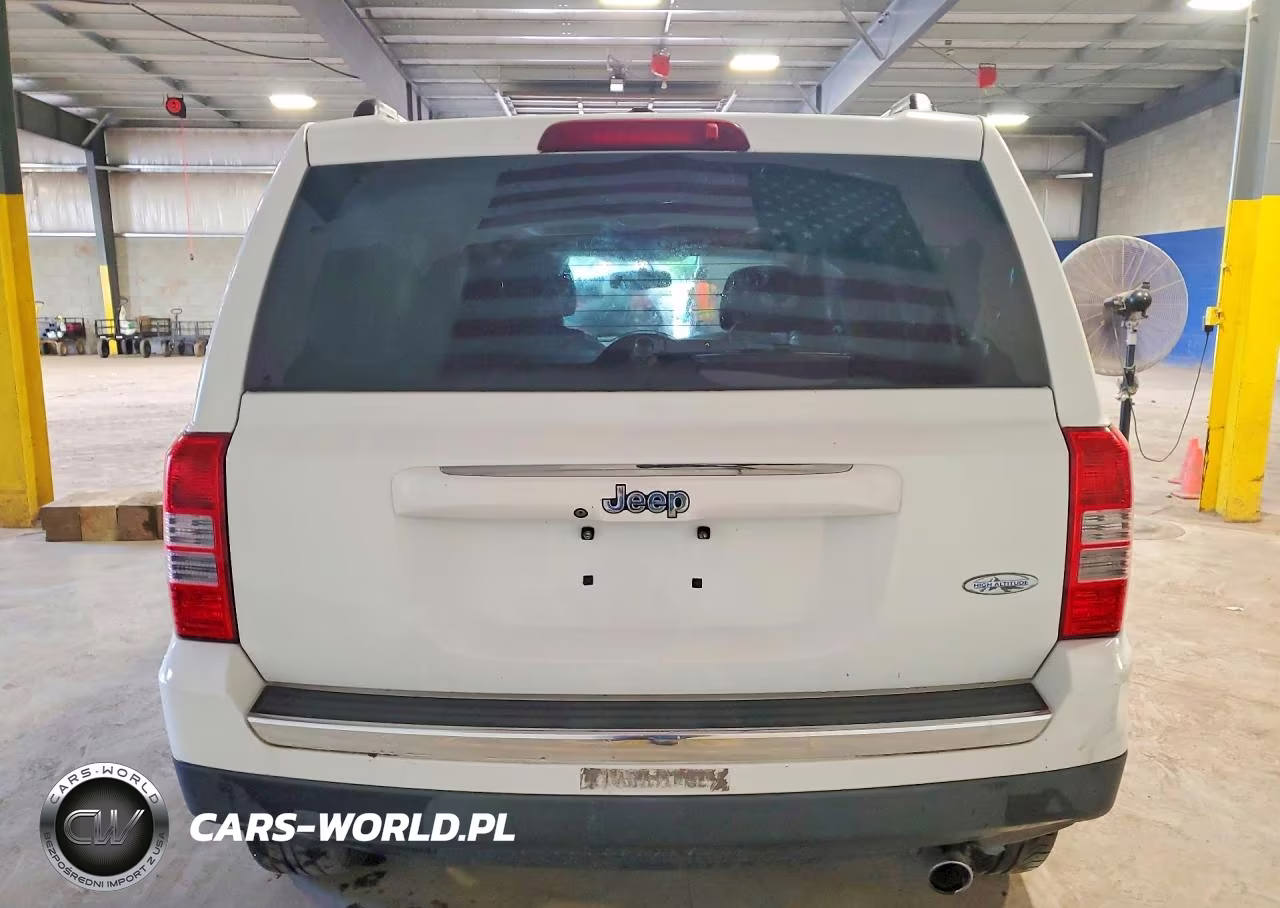 2016 Jeep Patriot Latitude VIN:1C4NJPFA1GD514843 - 6