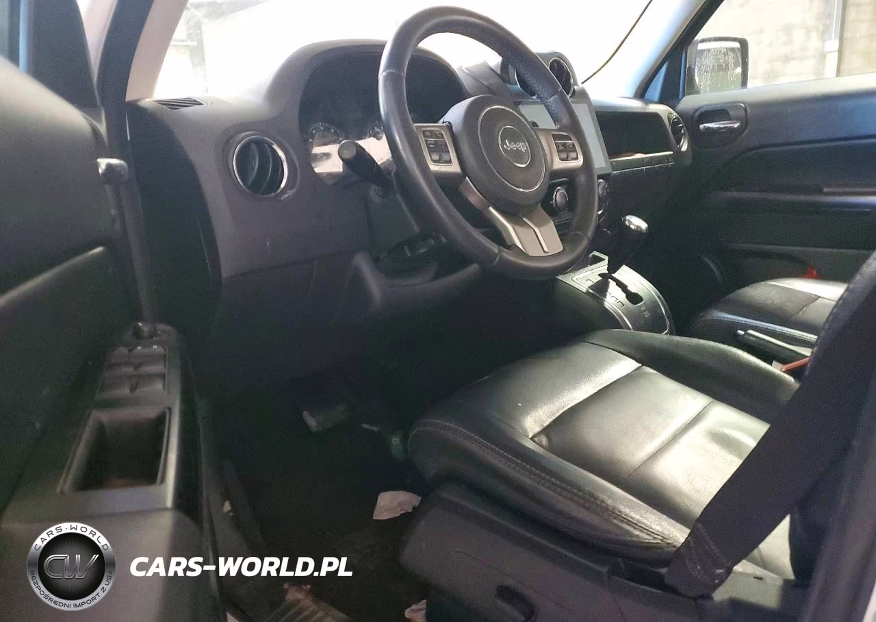 2016 Jeep Patriot Latitude VIN:1C4NJPFA1GD514843 - 8