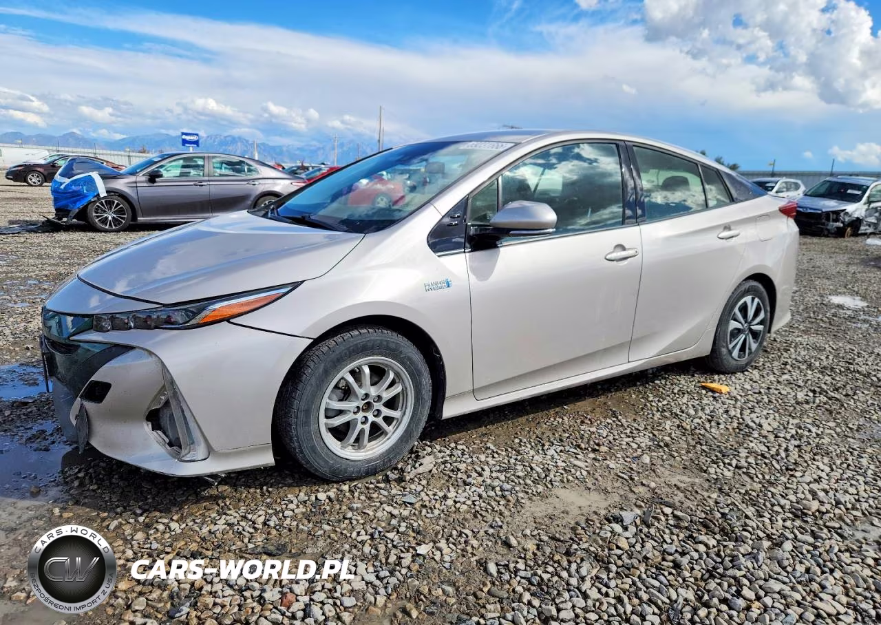2017 Toyota Prius Prime Plus VIN:JTDKARFP8H3021008 - 1