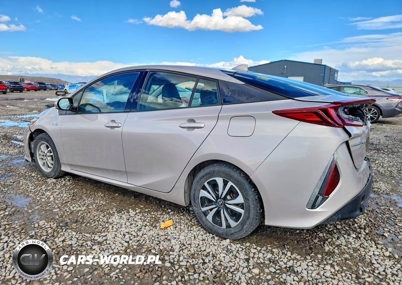 2017 Toyota Prius Prime Plus VIN:JTDKARFP8H3021008 - 2