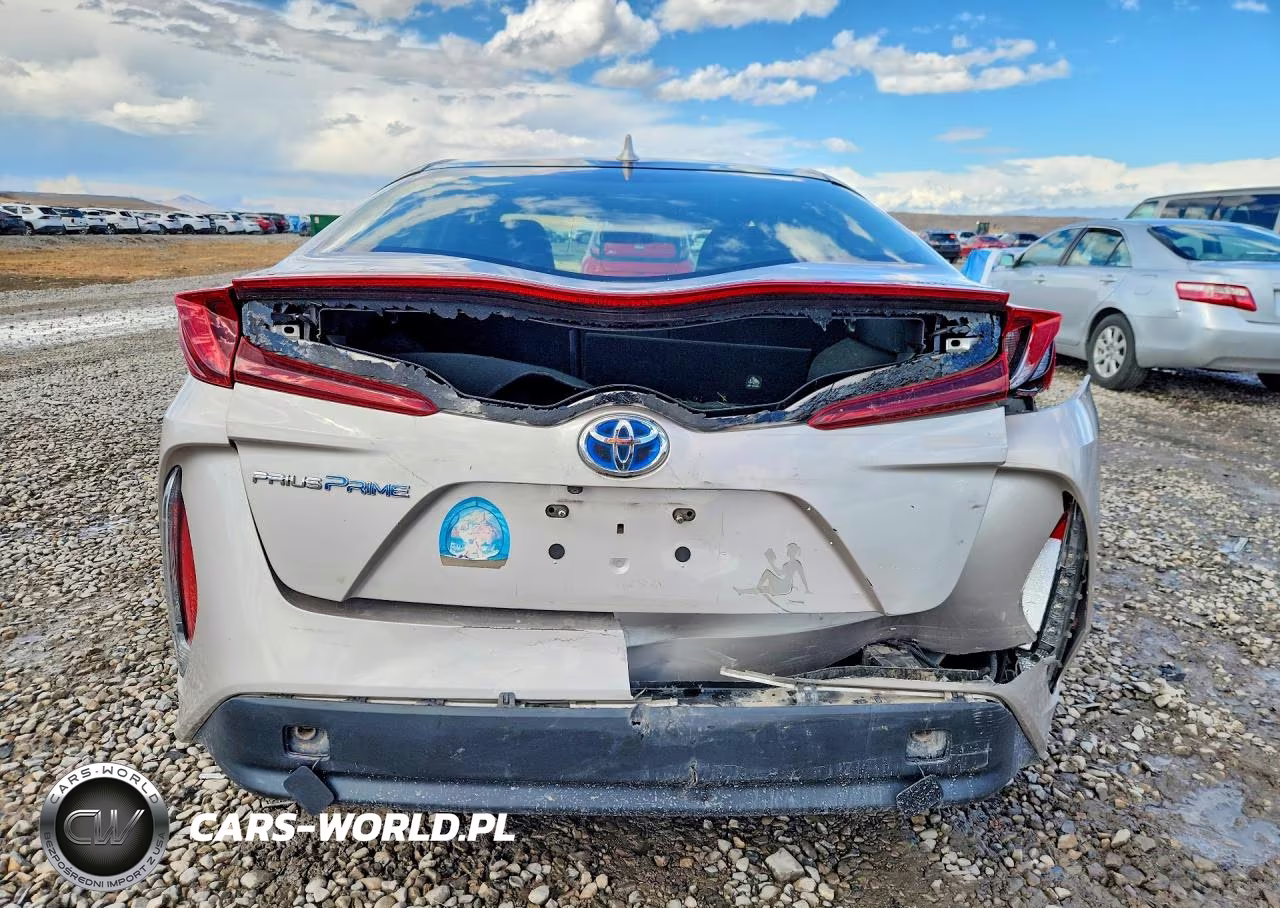 2017 Toyota Prius Prime Plus VIN:JTDKARFP8H3021008 - 6