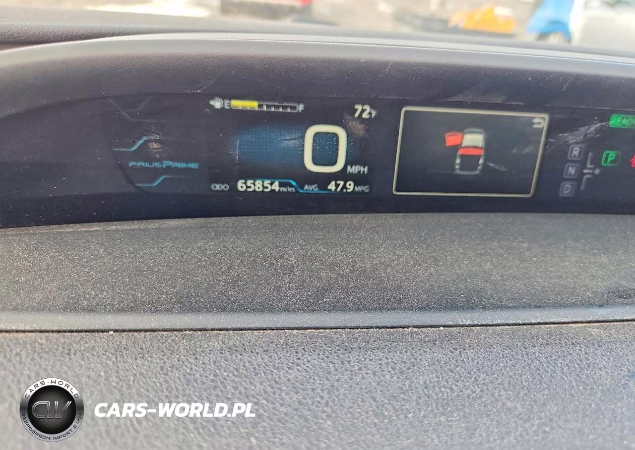 2017 Toyota Prius Prime Plus VIN:JTDKARFP8H3021008 - 9