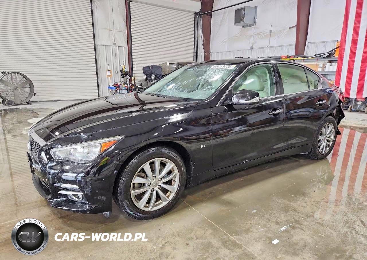 2015 Infiniti Q50 Premium