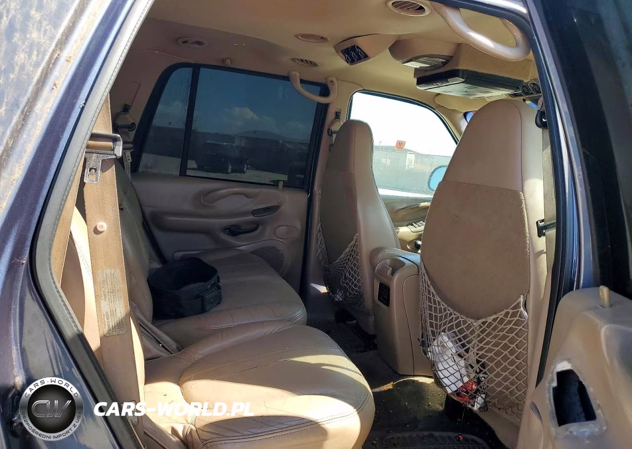 1998 Ford Expedition VIN:1FMPU18L8WLB48679 - 11