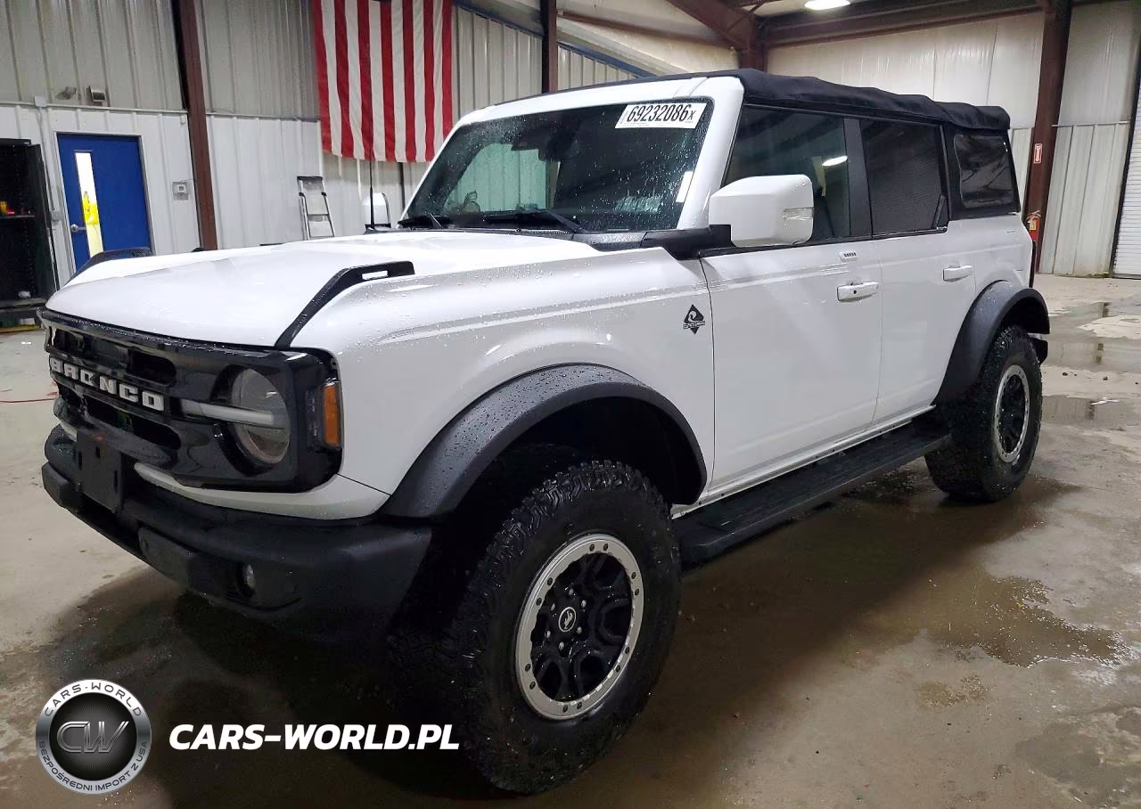 2022 Ford Bronco Base – zdjęcie 1 z 13