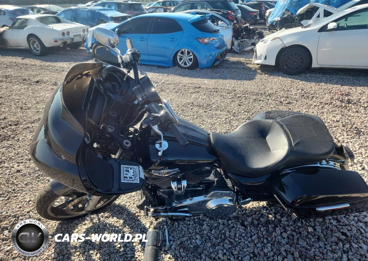 2019 Harley-Davidson Flhr VIN:1HD1FBC10KB670107 - 3