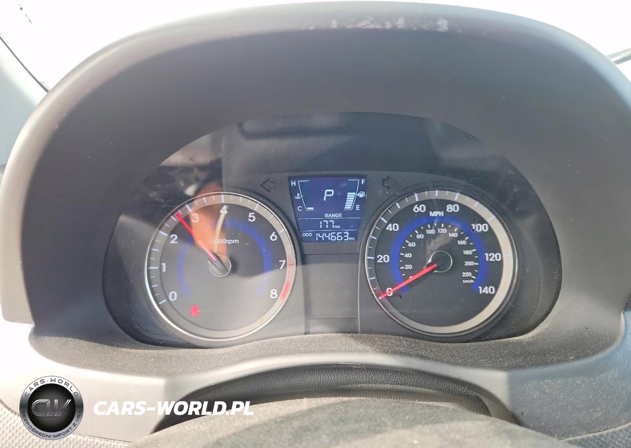 2012 Hyundai Accent Se VIN:KMHCU5AE2CU017688 - 9