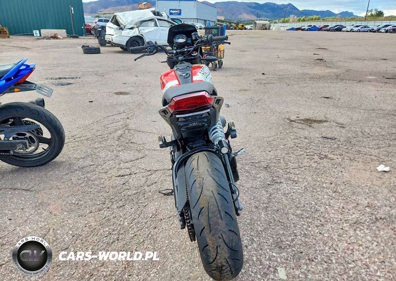 2024 Indian Motorcycle Co. Ftr VIN:56KRZA229R3019539 - 4