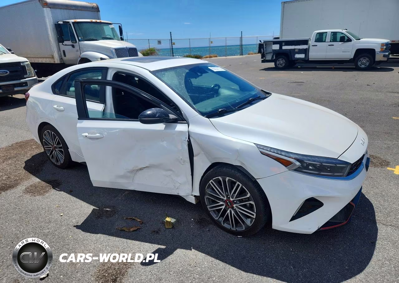 2023 Kia Forte Gt VIN:3KPF44AC3PE538238 - 4