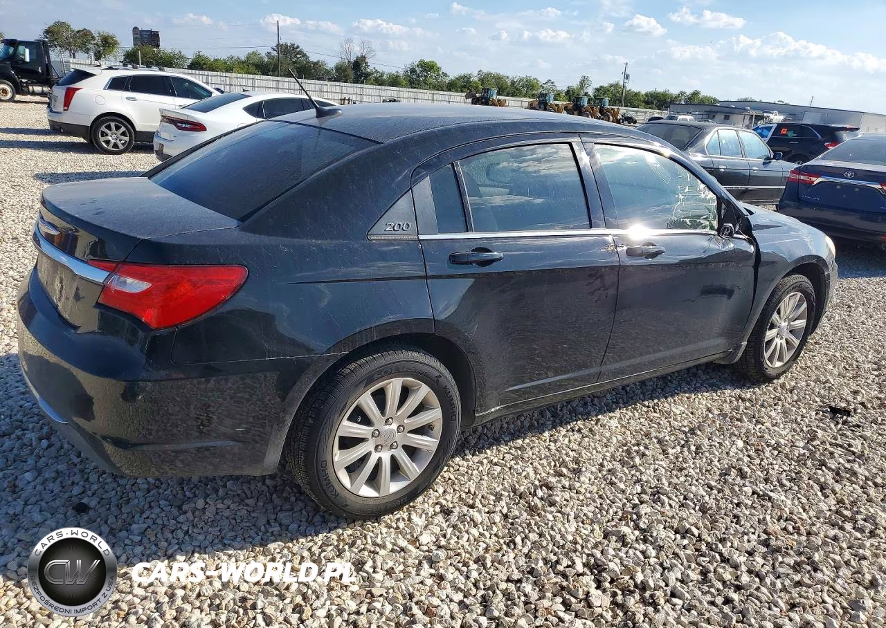 2012 Chrysler 200 Touring VIN:1C3CCBBB0CN127048 - 3