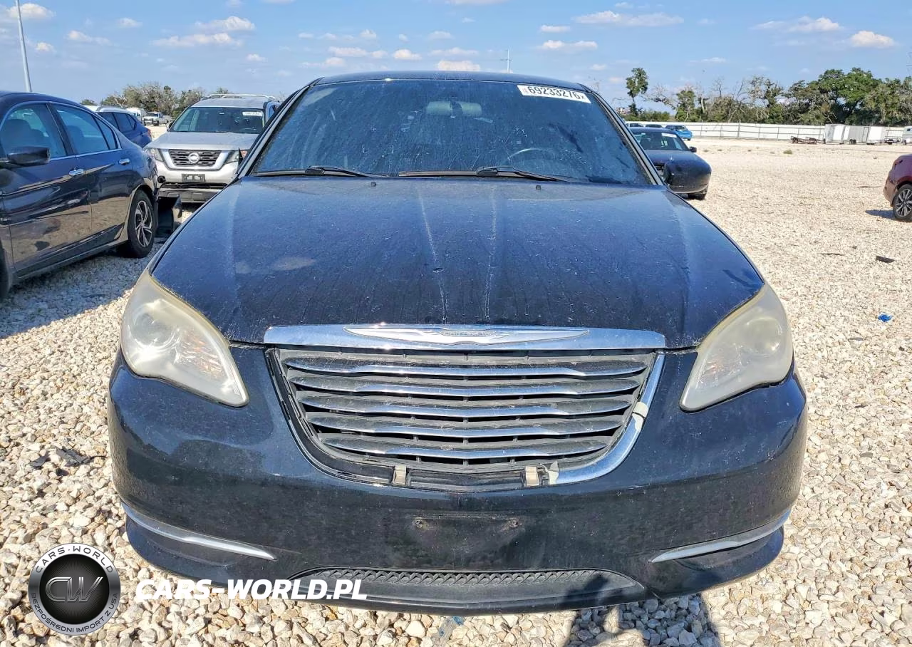 2012 Chrysler 200 Touring VIN:1C3CCBBB0CN127048 - 5