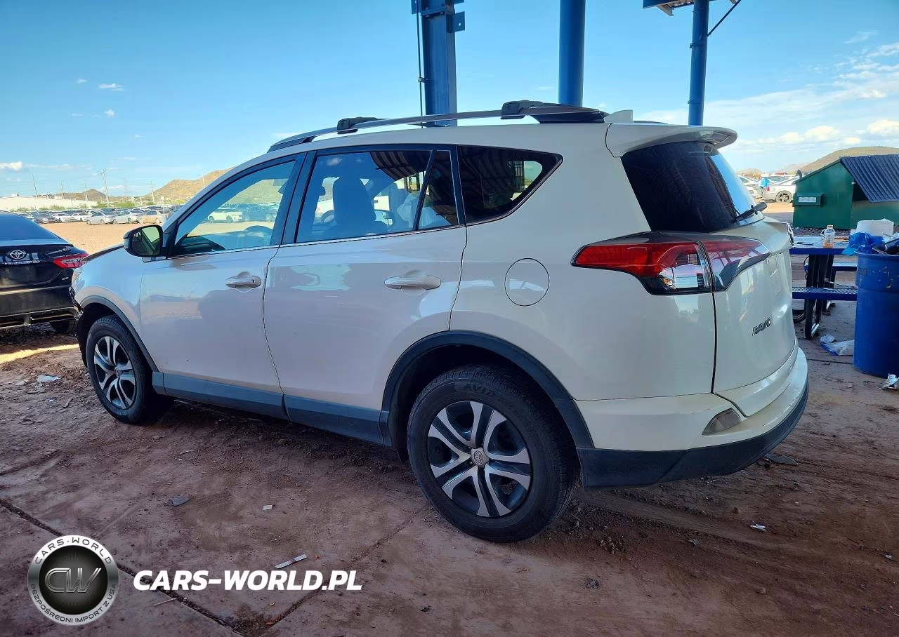 2018 Toyota Rav4 Le VIN:JTMBFREVXJJ212271 - 2